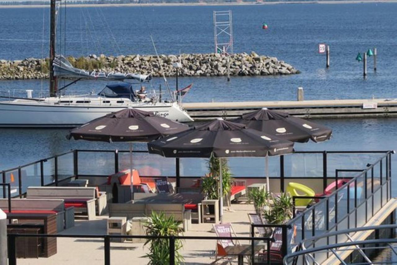 Ijsvogel Apartment, Duplex Family Home 4-Bed Located On The Largest Saltwater Lake Bruinisse Kültér fotó